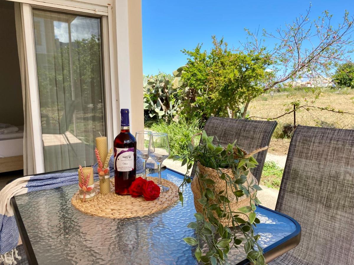 Family Friendly Apartment, In Nature, With Yard "5" Zipárion エクステリア 写真